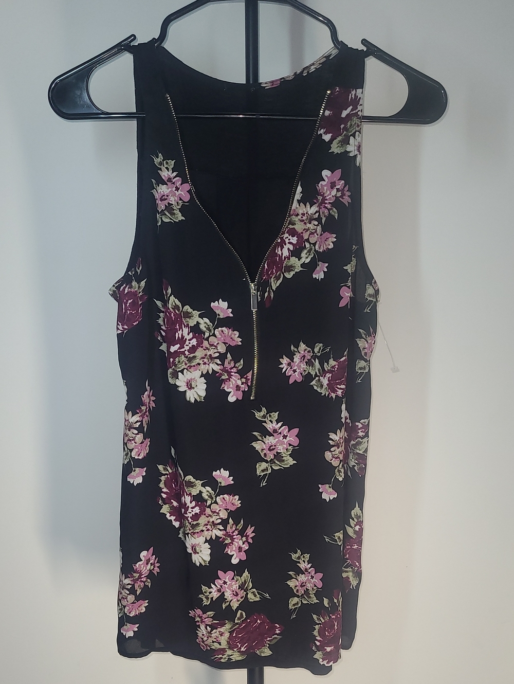 Kismet Black Floral Zip-Front Camisole